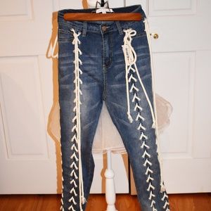 NWT - Hot & Delicious: "Lace-Up Denim Jeans"